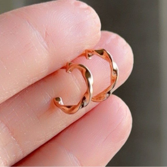 Rose Gold Twisted Open Huggie Hoop Earrings - Picture 11 of 11
